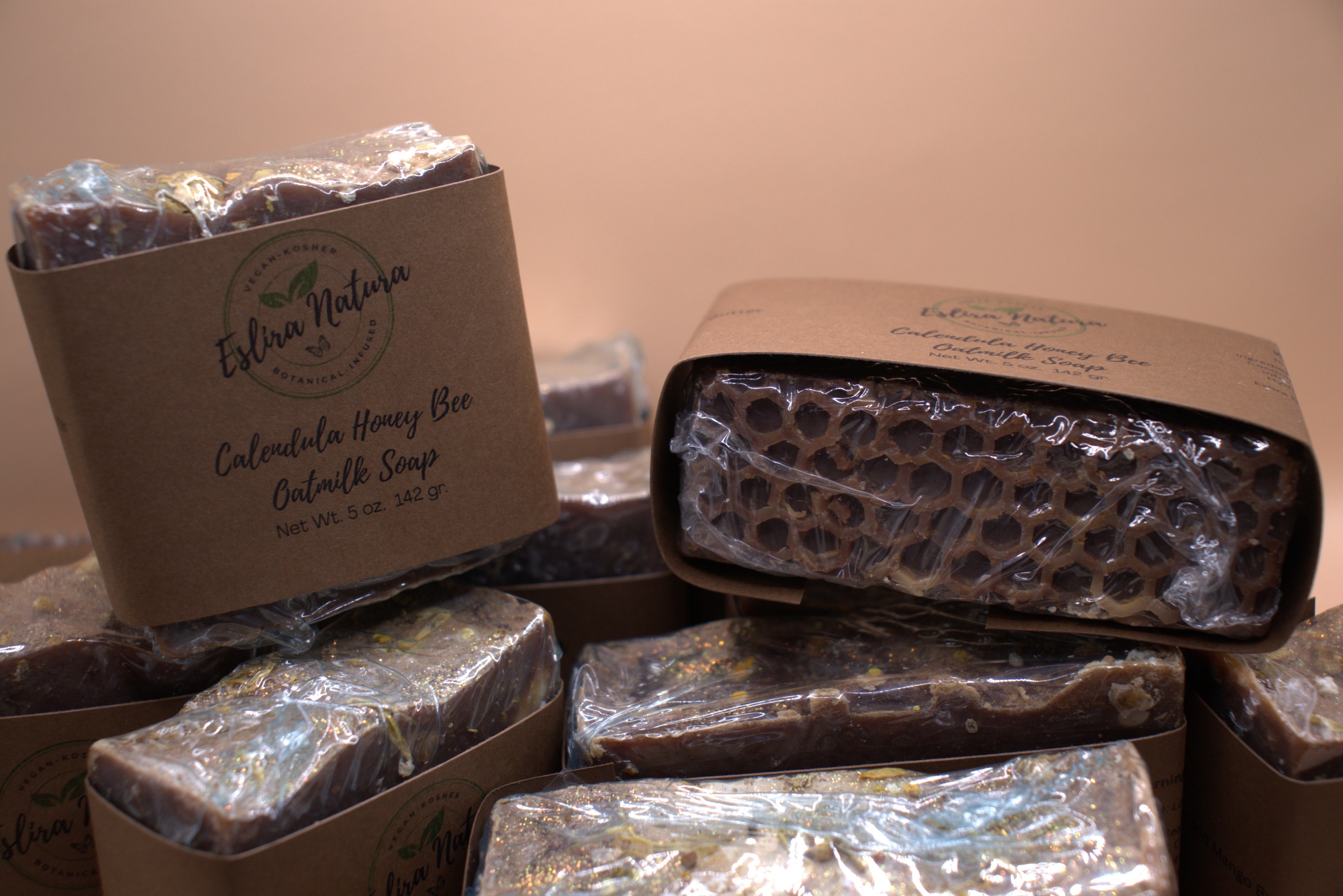 Eslira Natura Calendula Honey Bee Oatmilk Soap